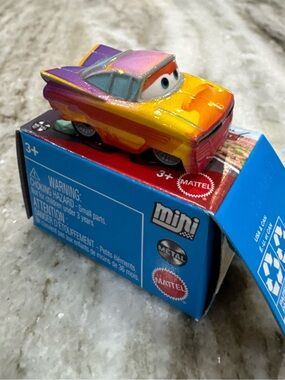 Disney Pixar Cars Mini Series Ramone Radiator Springs Die-Cast Mattel Small Chip